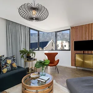 Tuynhuys Centre Iconic View Of Table Mountain Apartment
